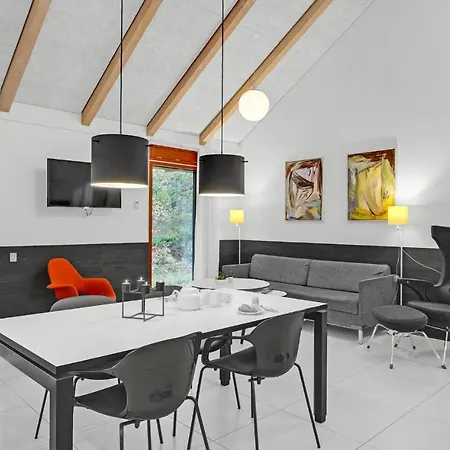 Nyaraló Stunning In With Kitchen